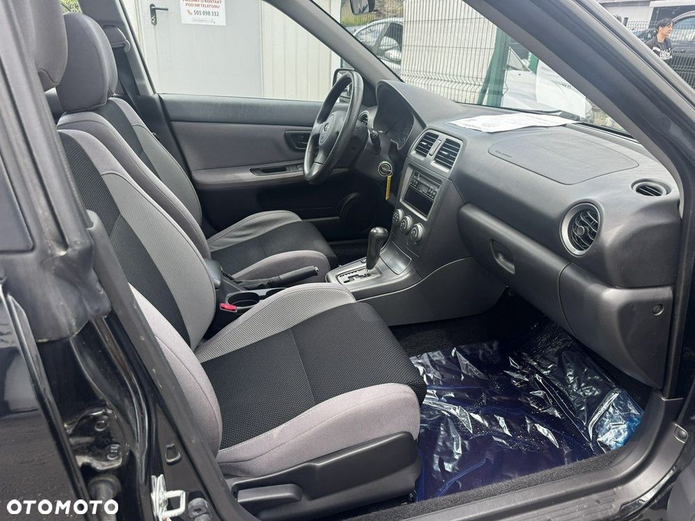 Subaru Impreza SW 2.0 RS - 10