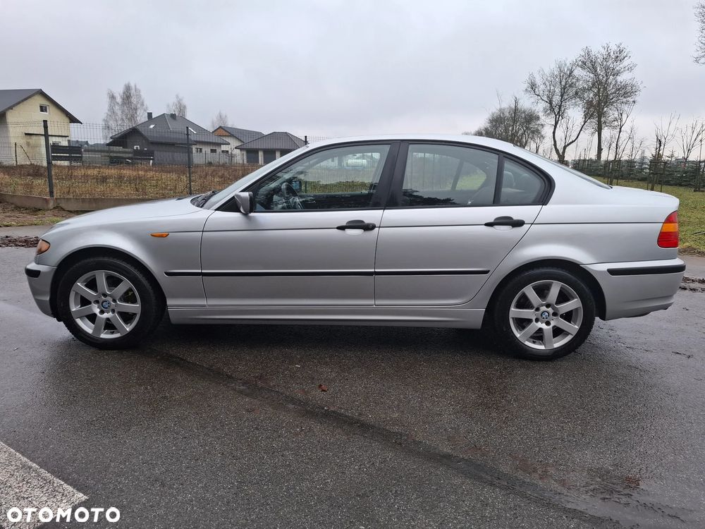 BMW Seria 3 318i Edition Lifestyle - 2