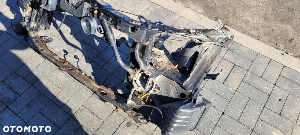 Honda accord VIII 12r lift 5d 2.4 Pas przedni - 3