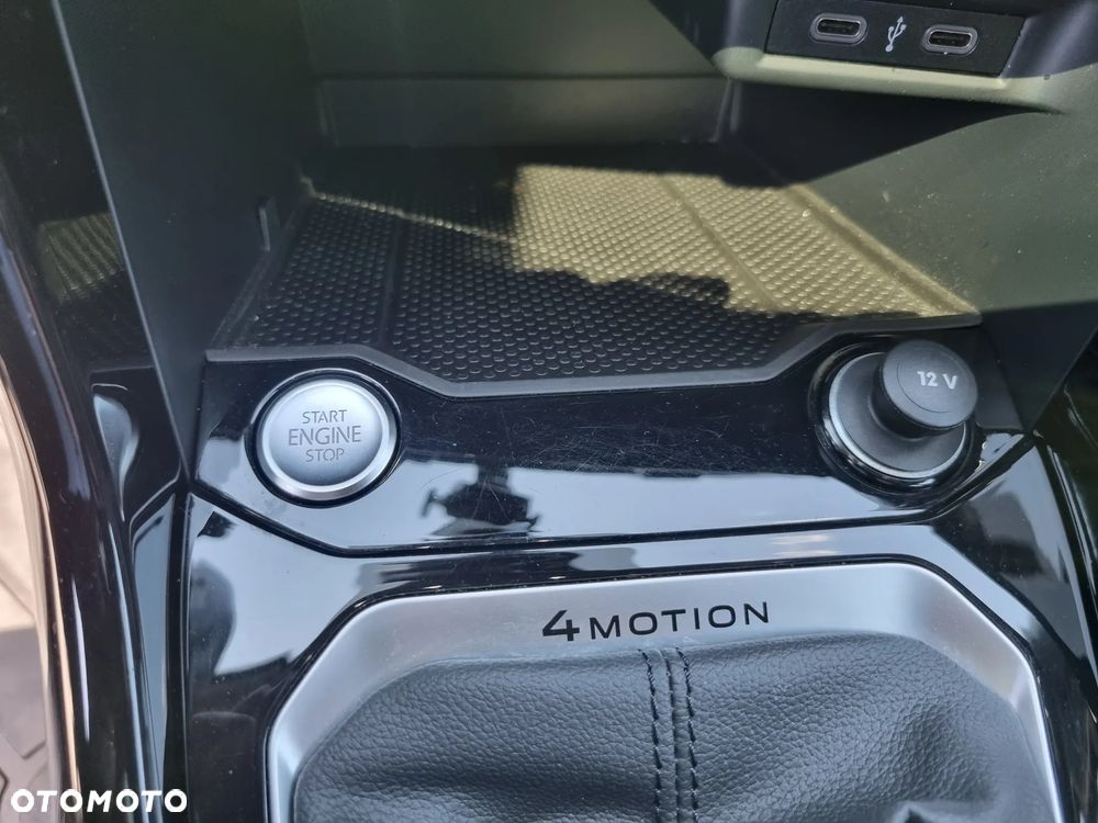 Volkswagen T-Roc 2.0 TSI 4Motion R-Line Plus DSG - 19