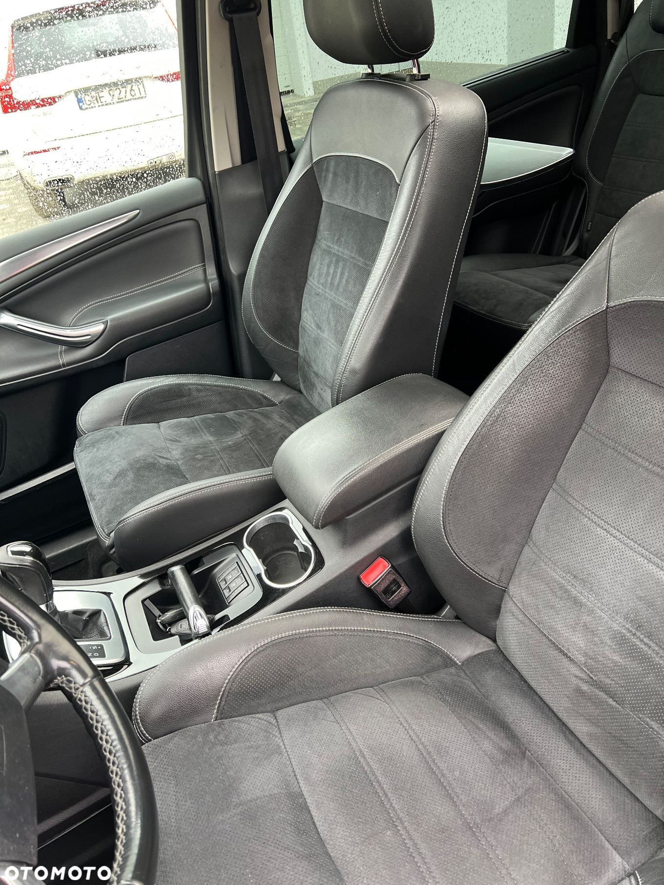 Ford S-Max 2.0 TDCi DPF Titanium - 34