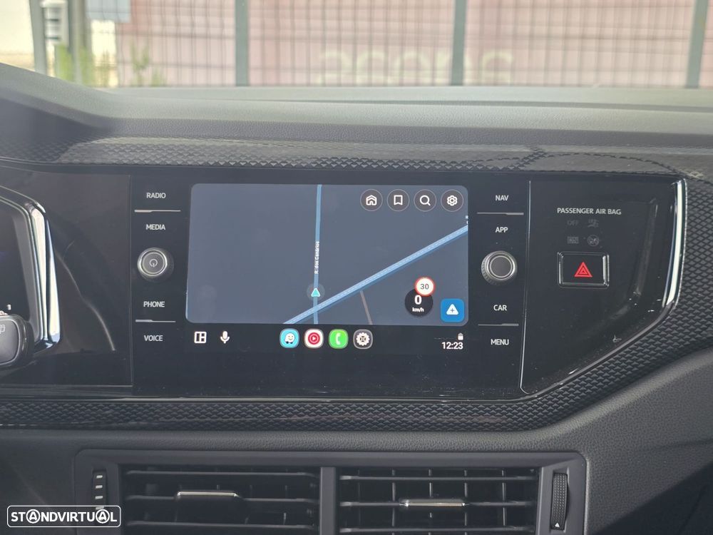 VW Taigo 1.0 TSI Urban DSG - 11