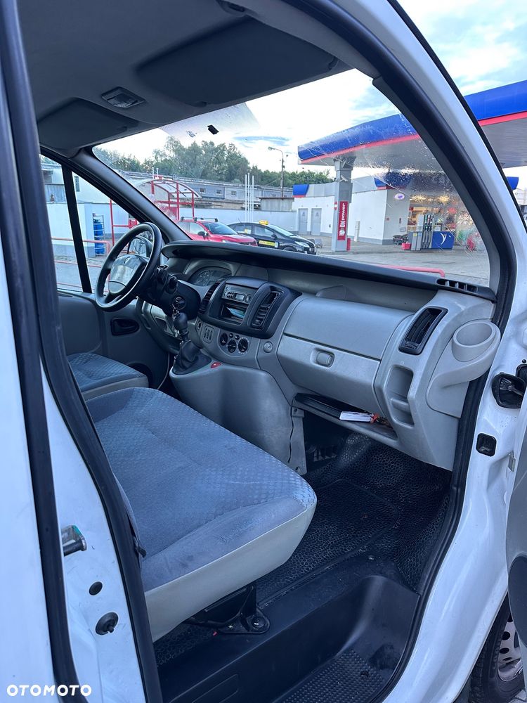 Renault Trafic - 7