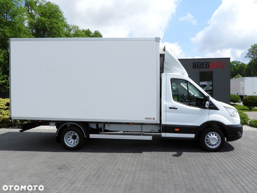 Ford TRANSIT CHŁODNIA KONTENER 0*C 8 PALET TEMPOMAT BLIŹNIACZE KOŁA KLIMATYZACJA  130KM - 8
