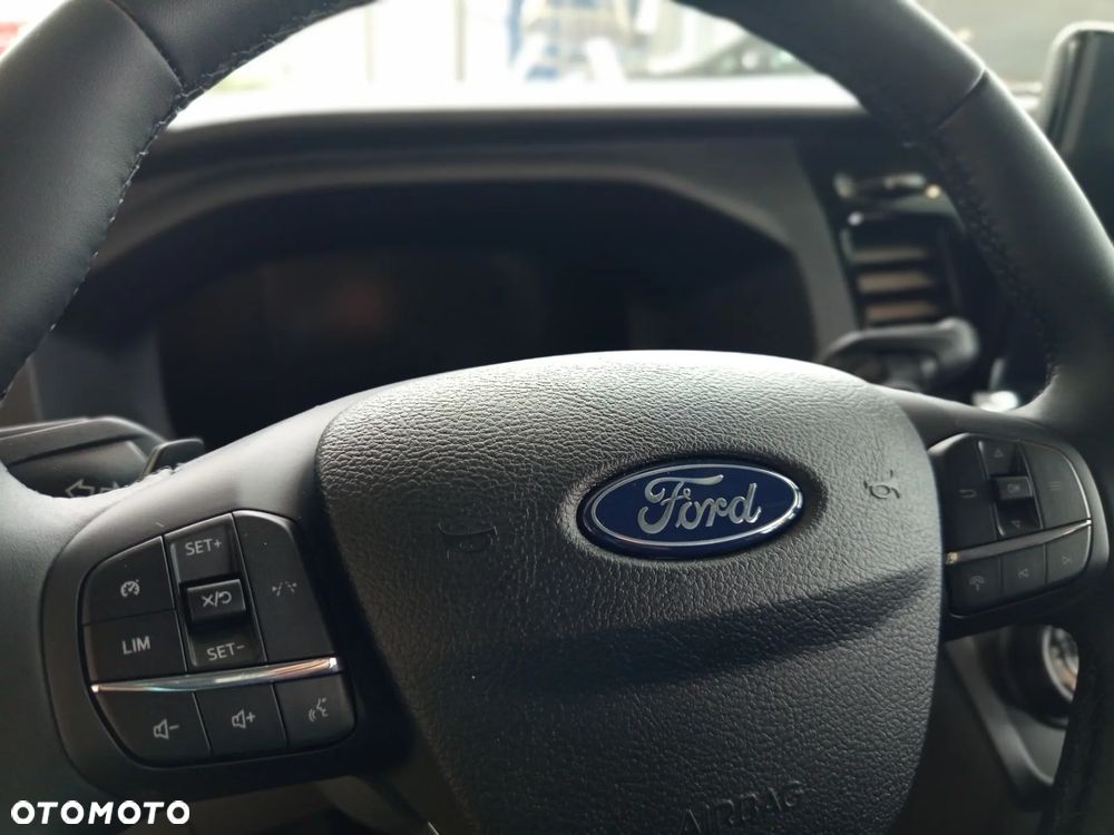 Ford Transit - 15