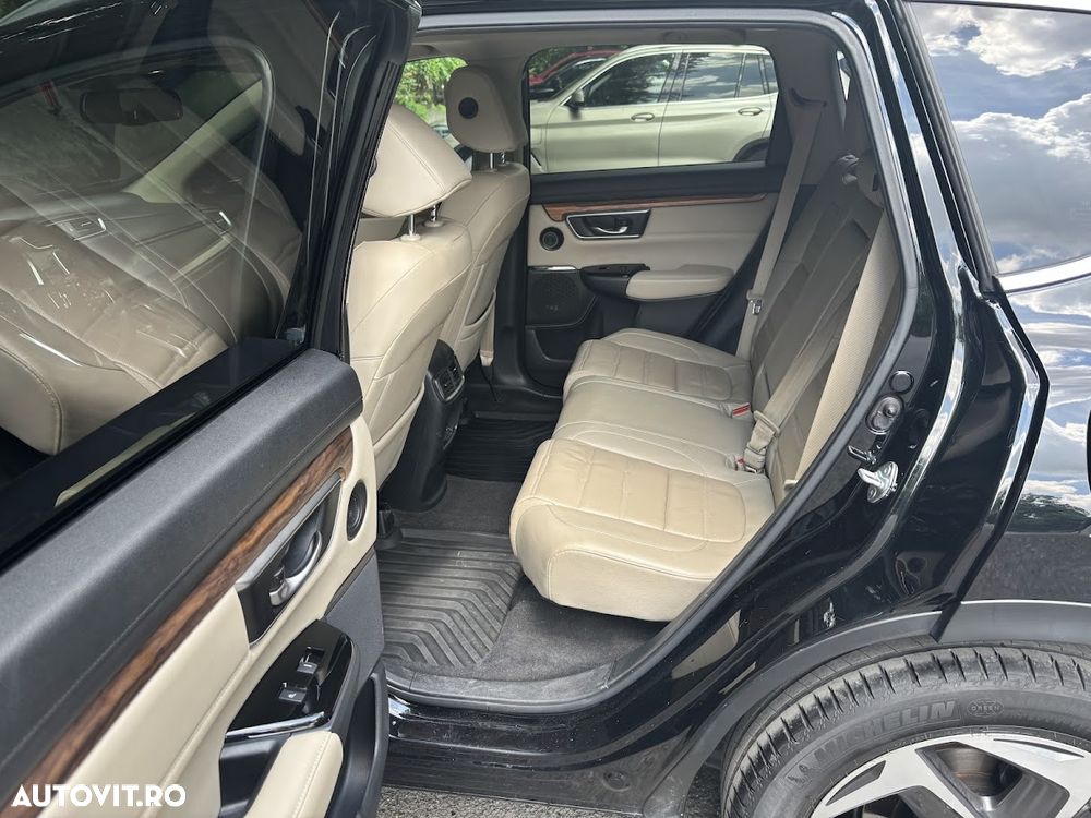 Honda CR-V 1.5 VTEC Turbo 4WD CVT Executive - 11