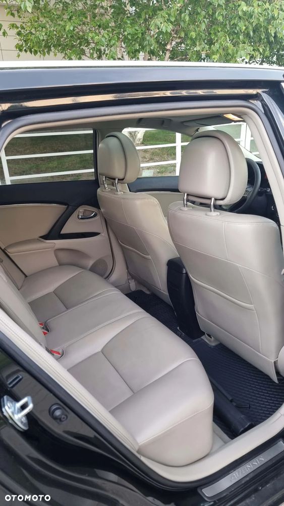 Toyota Avensis 2.2 D-4D Prestige Premium - 8