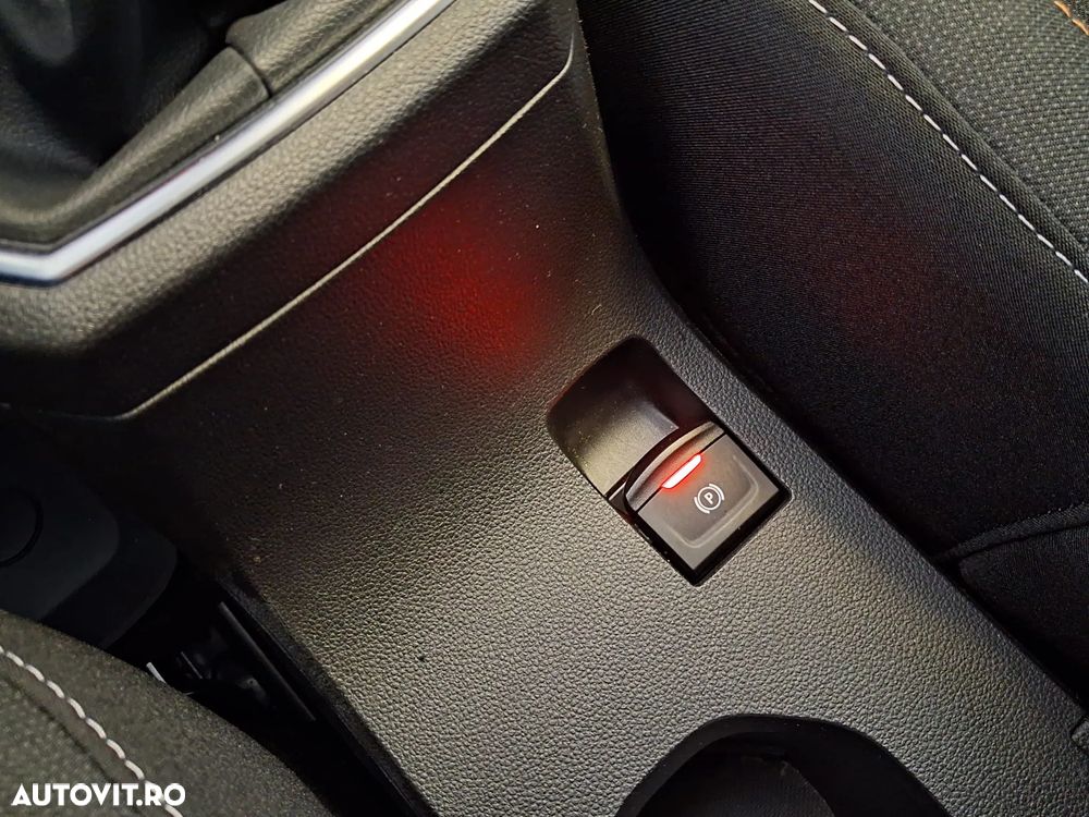 Dacia Sandero Stepway TCe 90 MT6 Comfort - 11