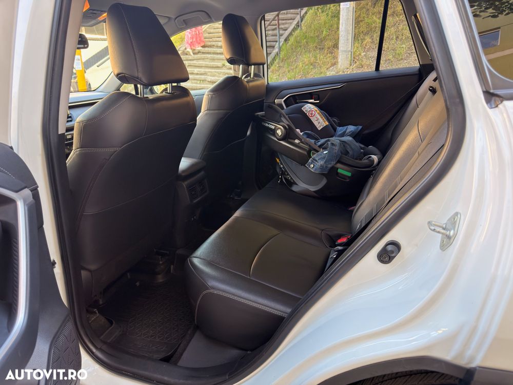 Toyota RAV4 2.0P CVT AWD Luxury - 6
