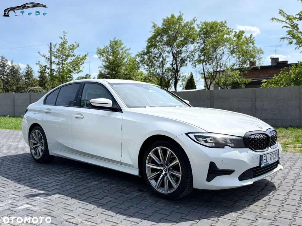 BMW Seria 3 318d M Sport - 6