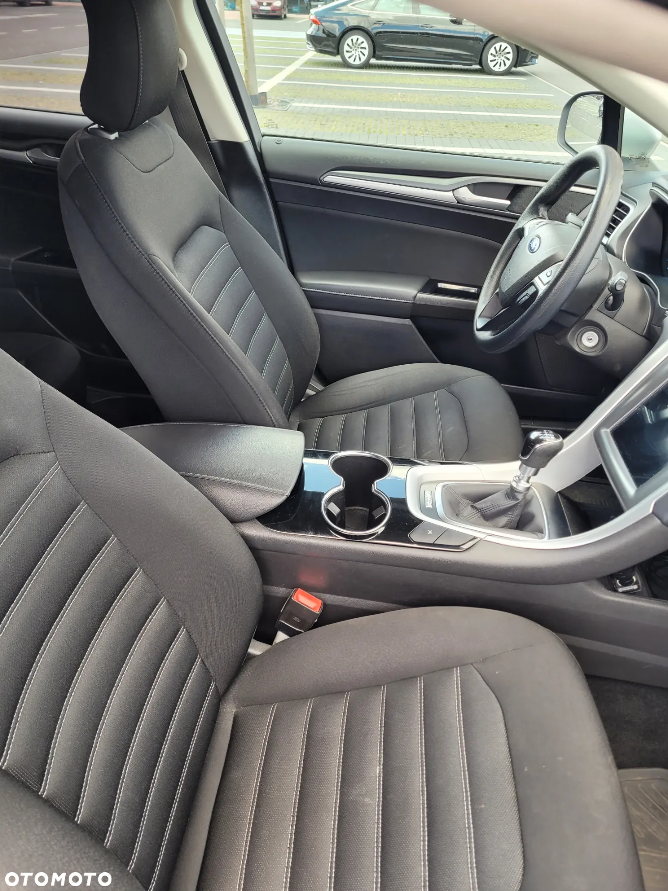 Ford Mondeo 1.5 EcoBoost Titanium - 24
