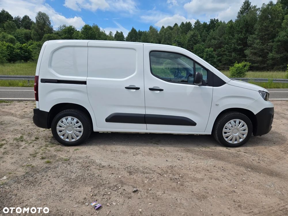 Peugeot Partner - 8