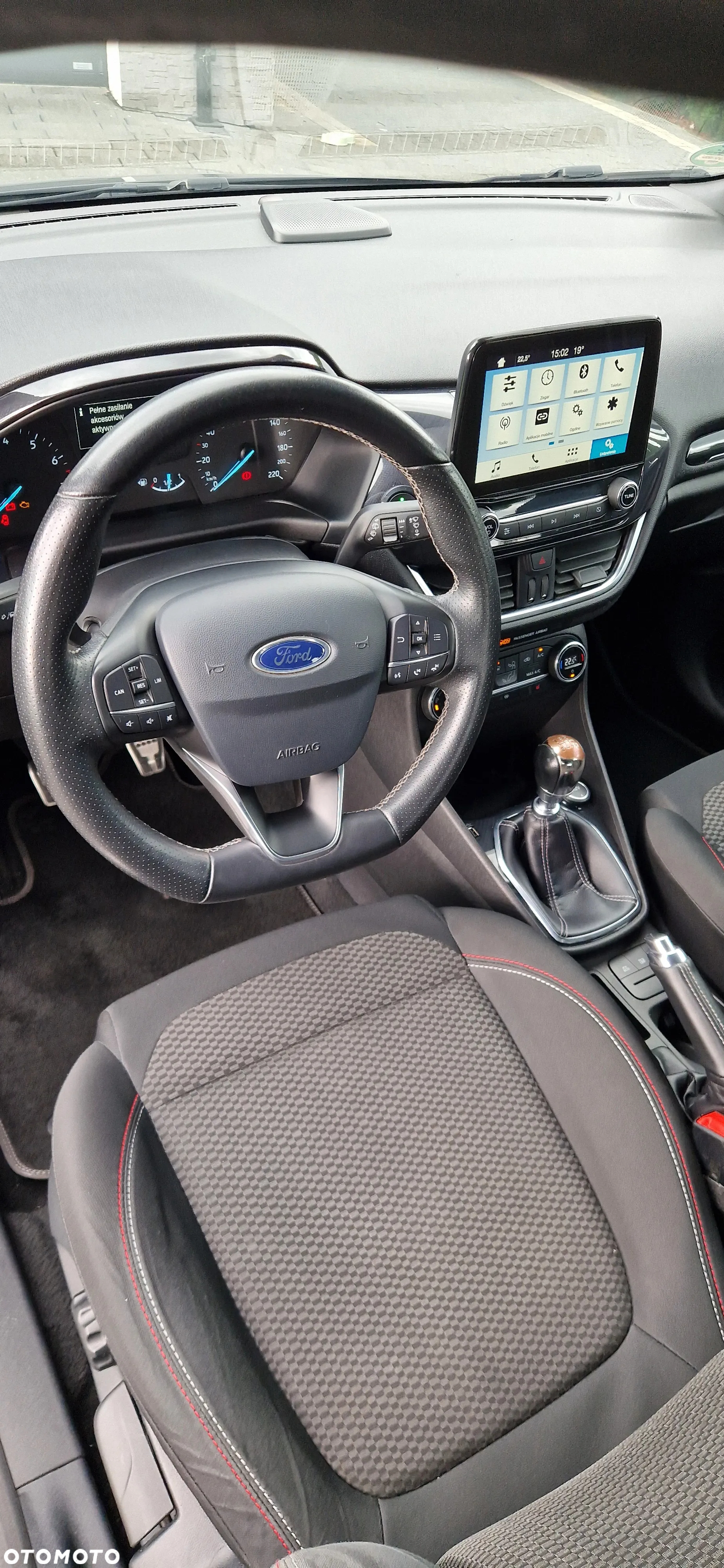 Ford Fiesta 1.0 EcoBoost Start-Stop ST-LINE - 21