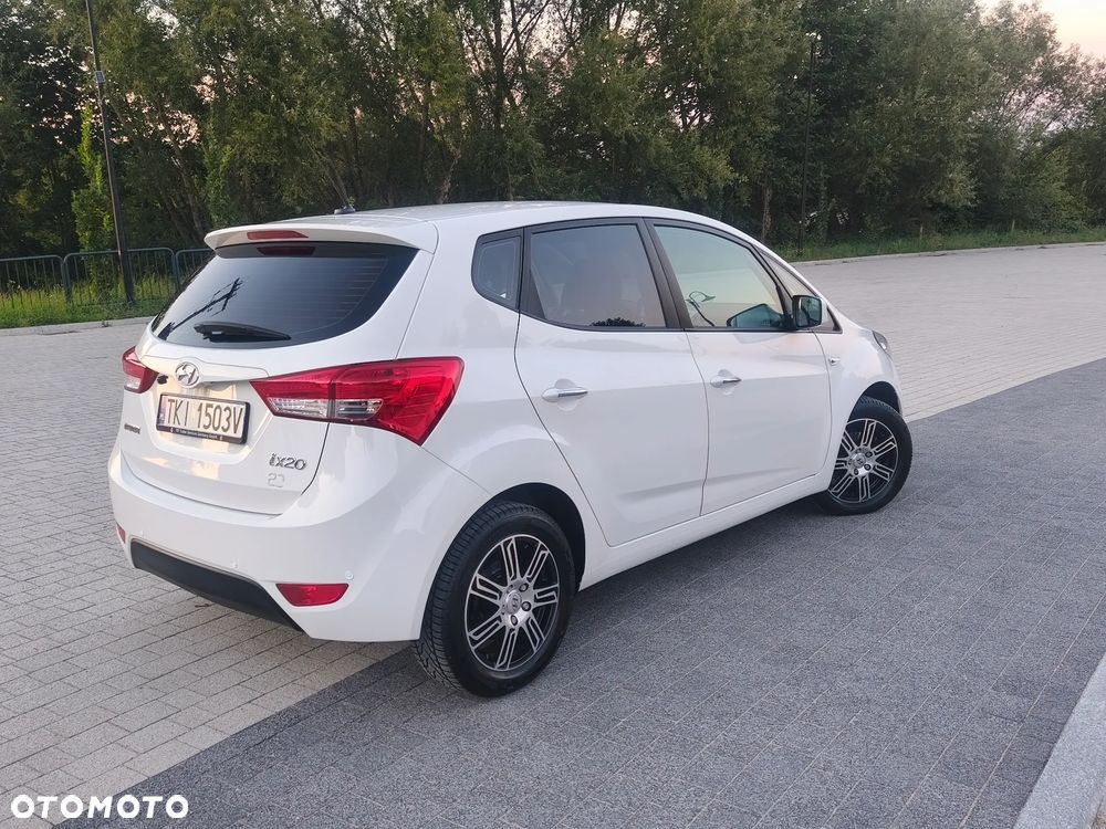 Hyundai ix20 1.4 Premium blue - 2