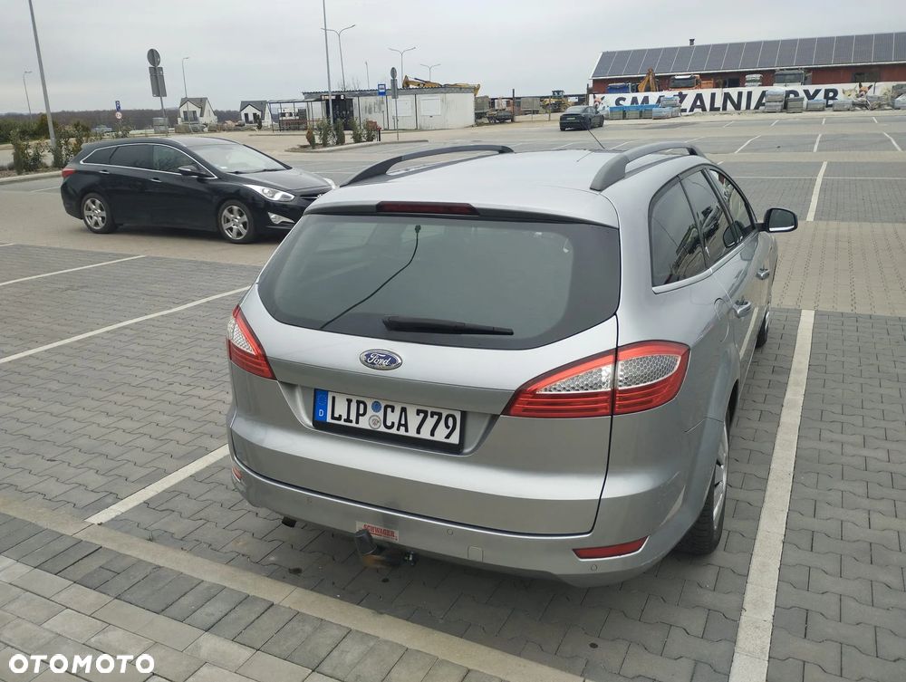 Ford Mondeo SW 2.0 Ghia Executive - 5
