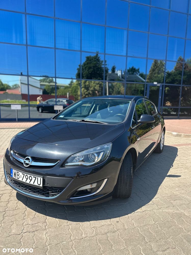 Opel Astra 2.0 CDTI Cosmo - 3