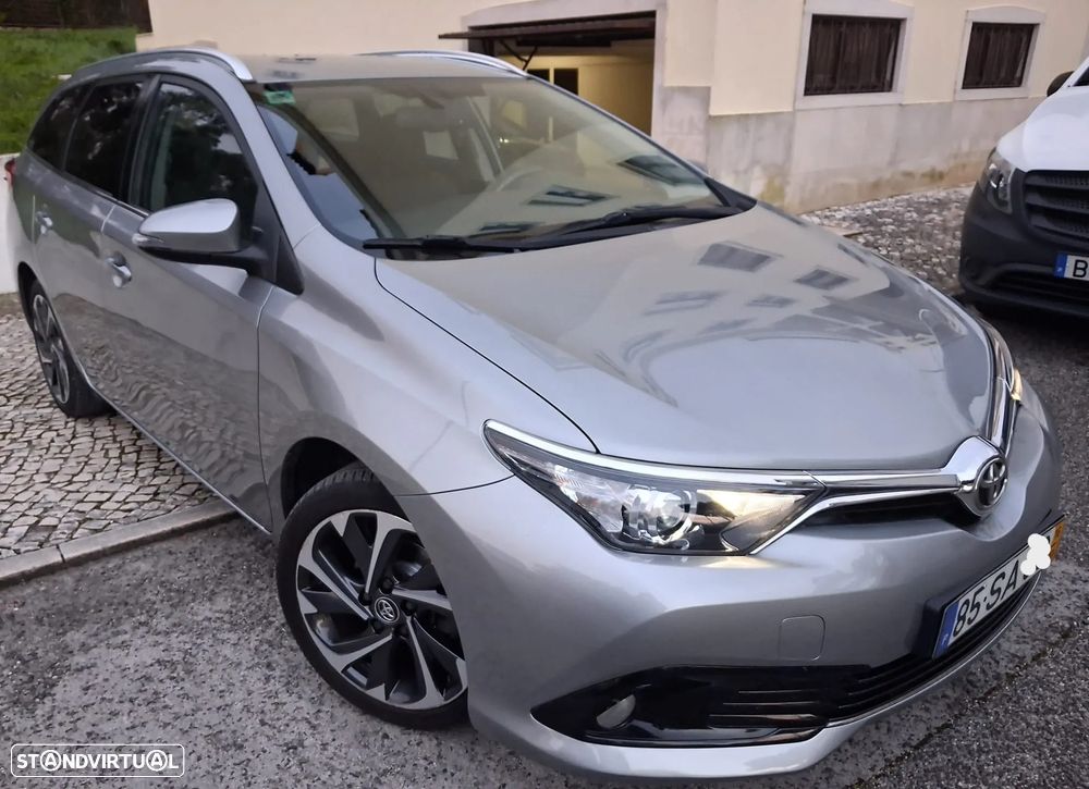 Toyota Auris Touring Sports 1.4 D-4D Comfort - 2