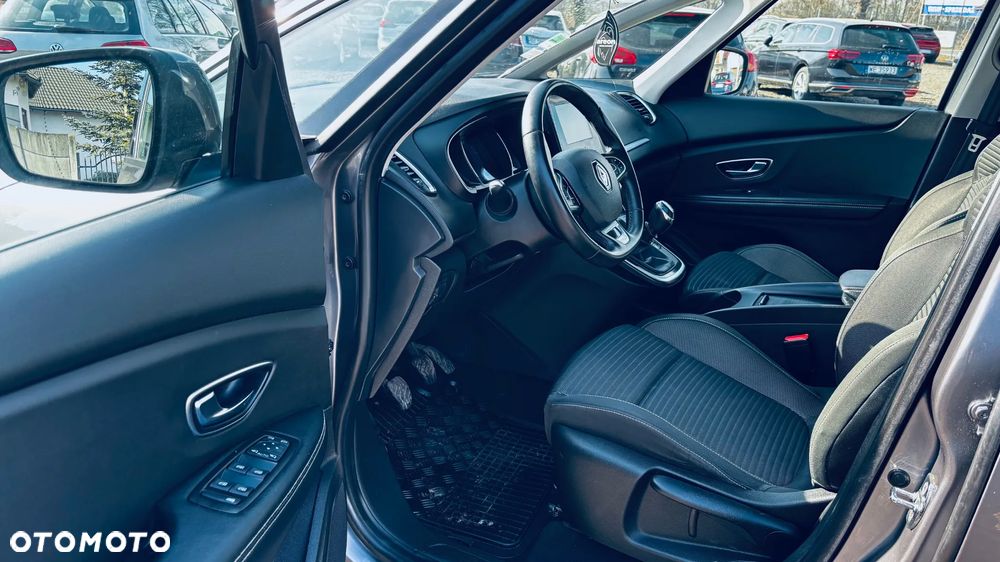 Renault Grand Scenic Gr 1.3 TCe Energy Bose - 23