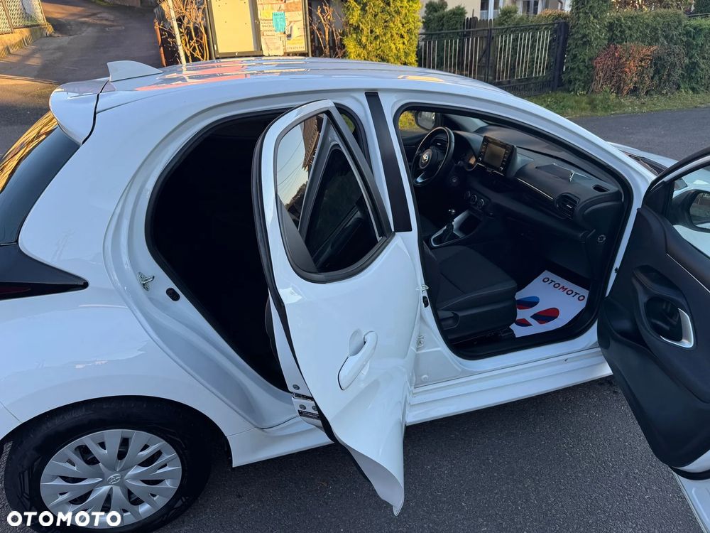 Toyota Yaris 1.5 Active - 11