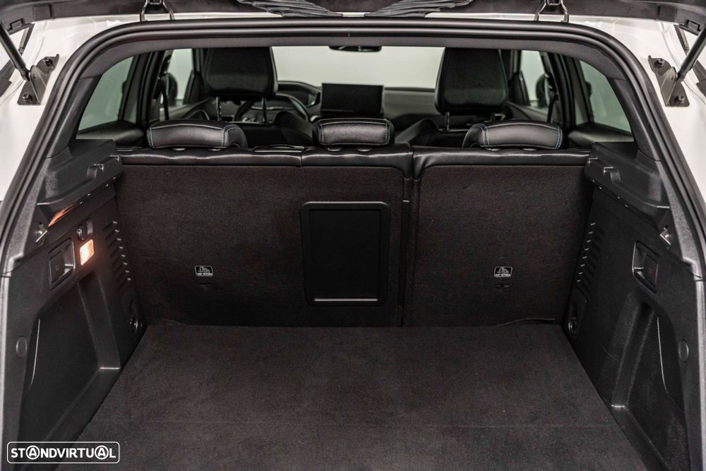 Peugeot 3008 1.6 Hybrid Allure Pack e-EAT8 - 34