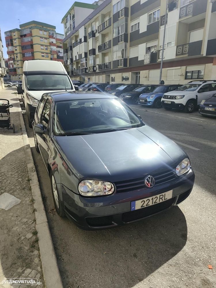 VW Golf 1.4i 25 Anos - 17