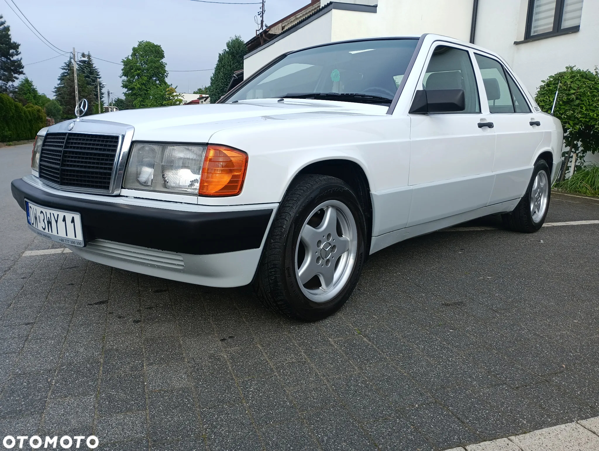 Mercedes-Benz W201 (190) - 40
