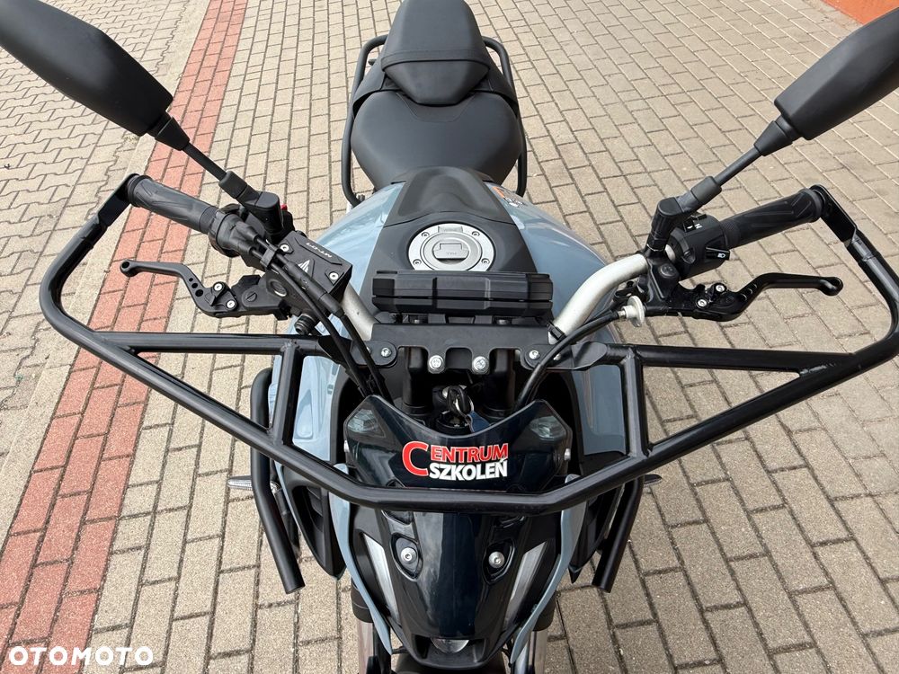 Yamaha MT - 18