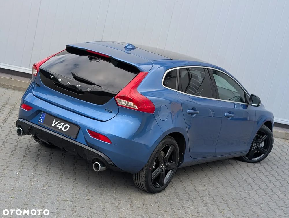 Volvo V40 D3 Geartronic RDesign - 8