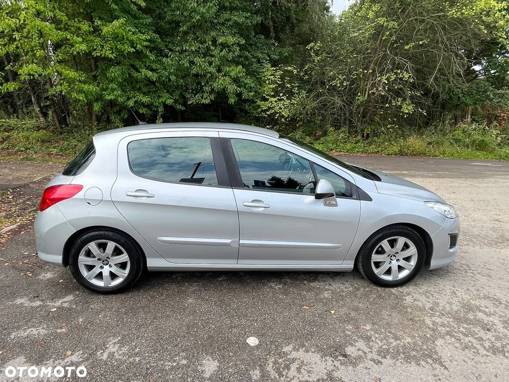 Peugeot 308 e-HDi FAP 110 Stop&Start EGS6 Active - 11