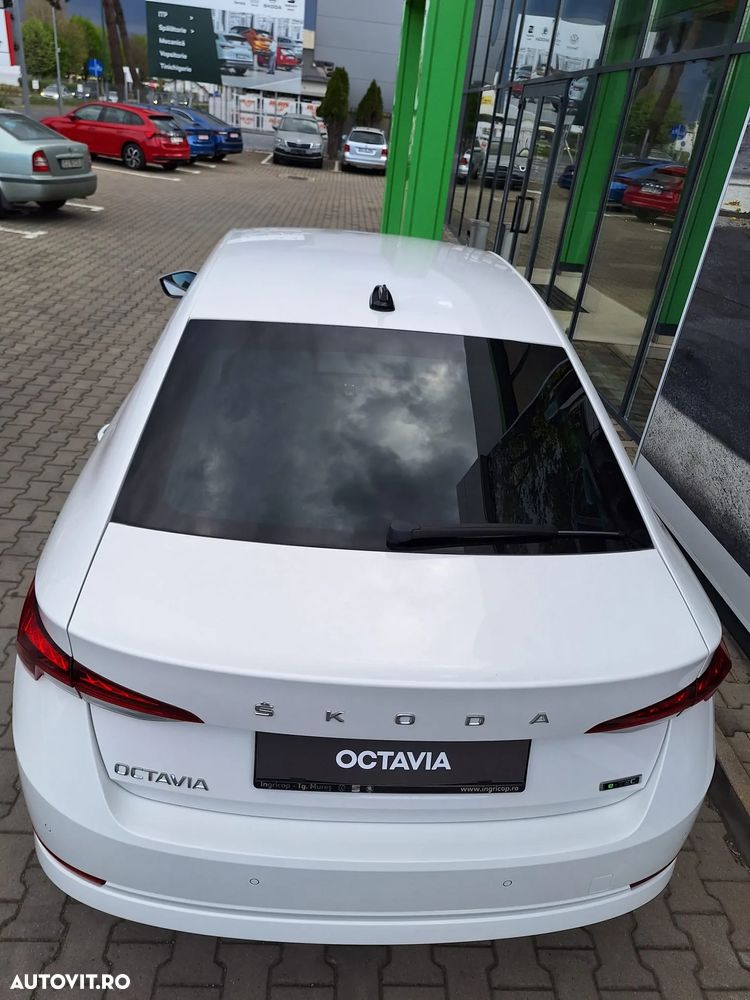Skoda Octavia 1.5 TSI DSG MHEV Style - 3