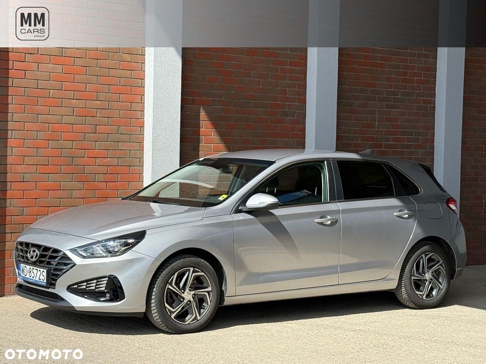 Hyundai i30 1.5 DPI Smart - 1