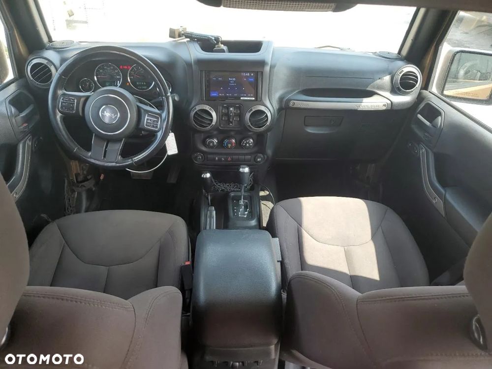 Jeep Wrangler - 7