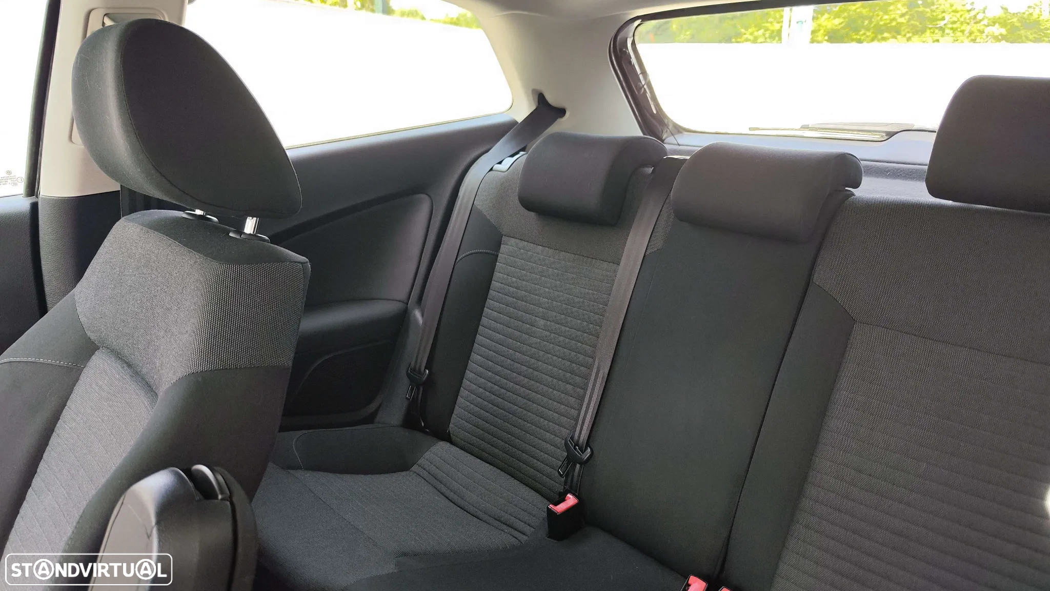 VW Polo 1.6 TDI Confortline BlueMotion - 10