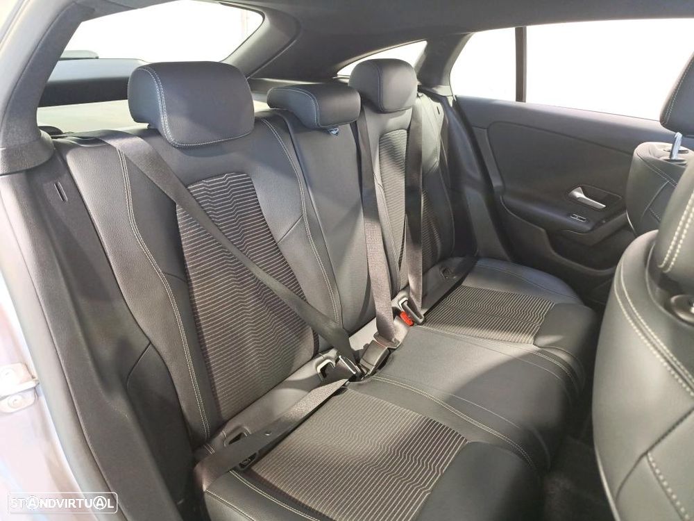 Mercedes-Benz CLA 250 e Shooting Brake Style Plus - 9