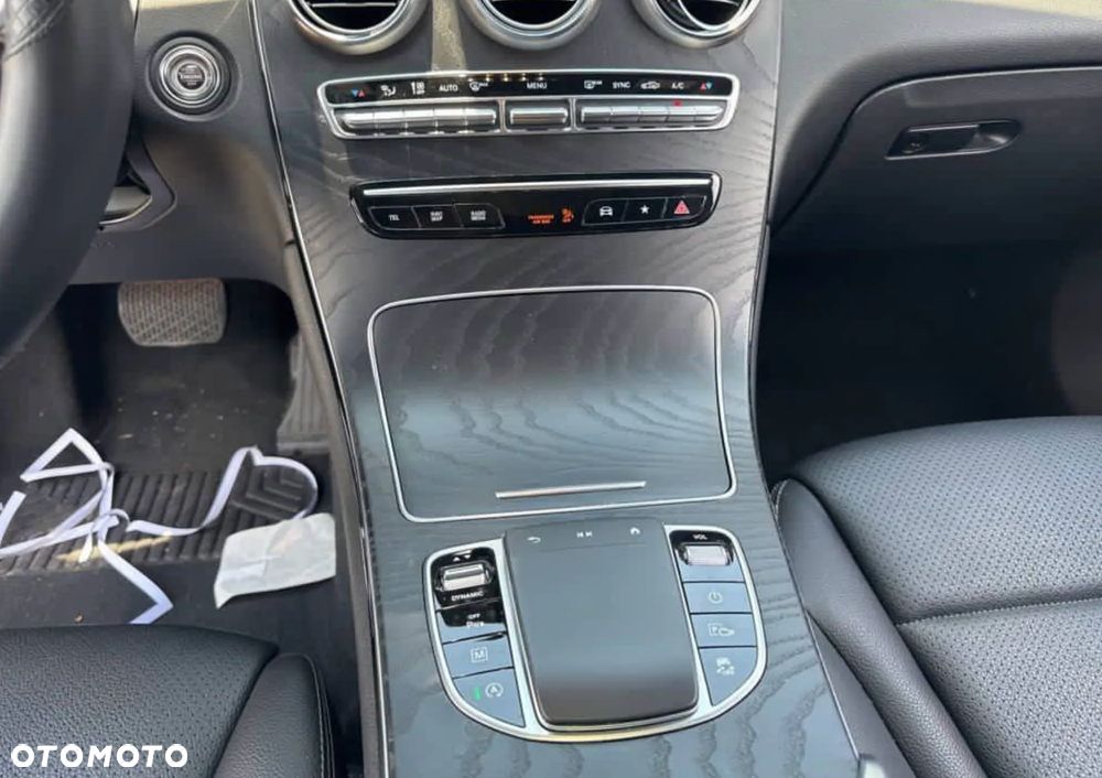 Mercedes-Benz GLC 300 4-Matic - 13
