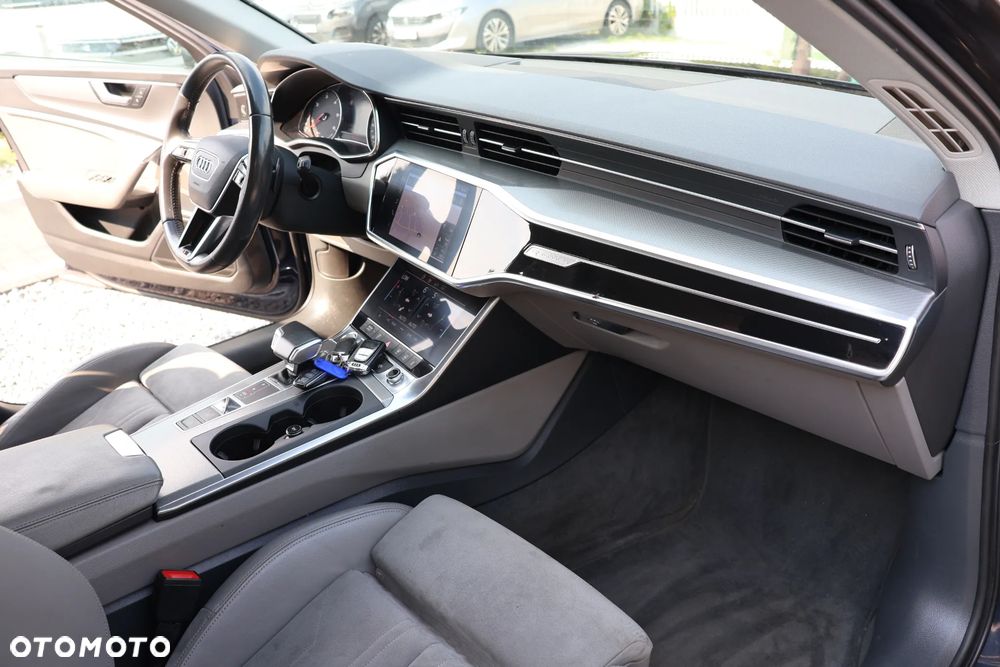 Audi A6 Avant - 16