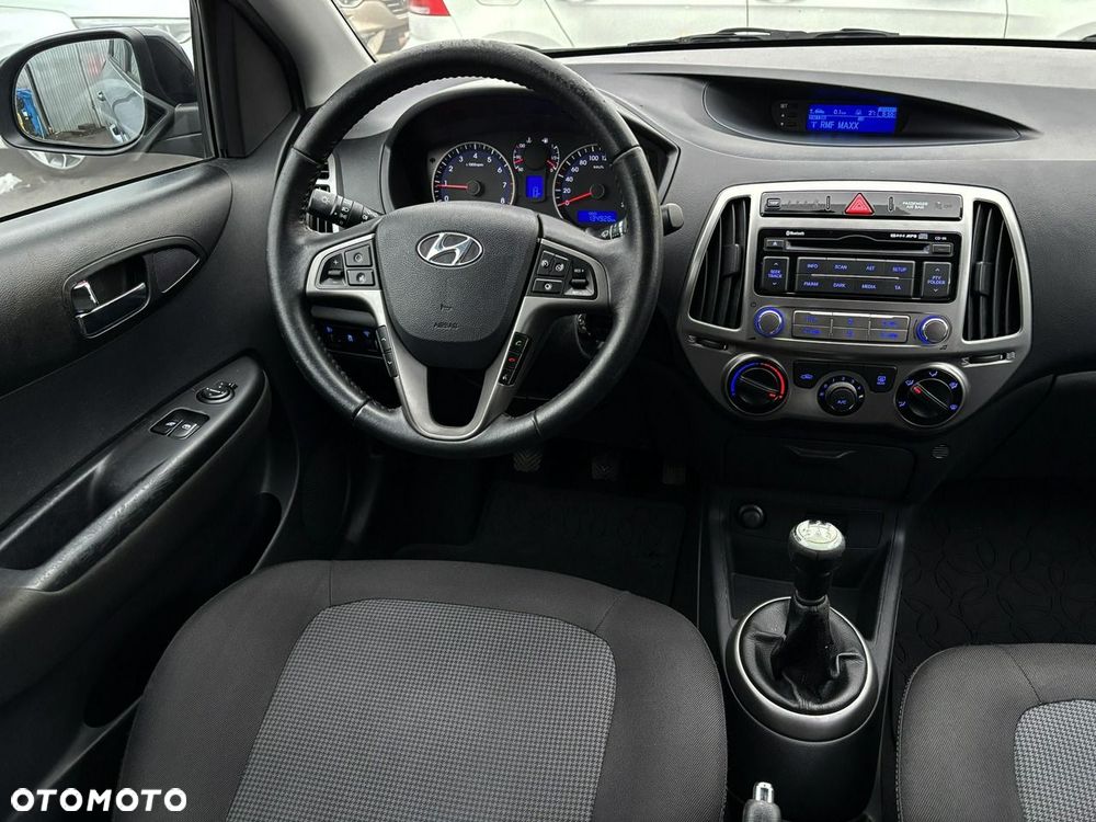 Hyundai i20 1.2 Fifa World Cup Edition - 23