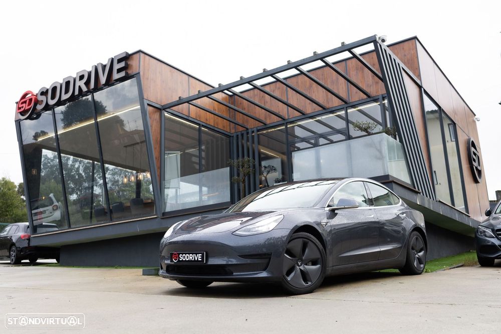 Tesla Model 3 Standard Range Plus RWD - 1