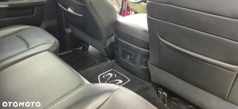 Dodge RAM 1500 5.7 4x4 - 17