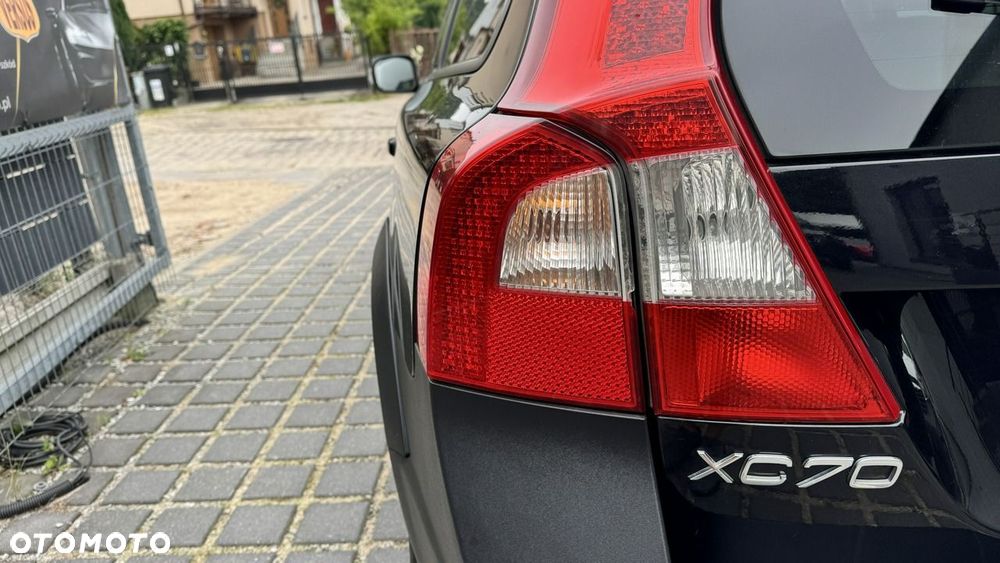 Volvo XC 70 2.4D AWD Kinetic - 17