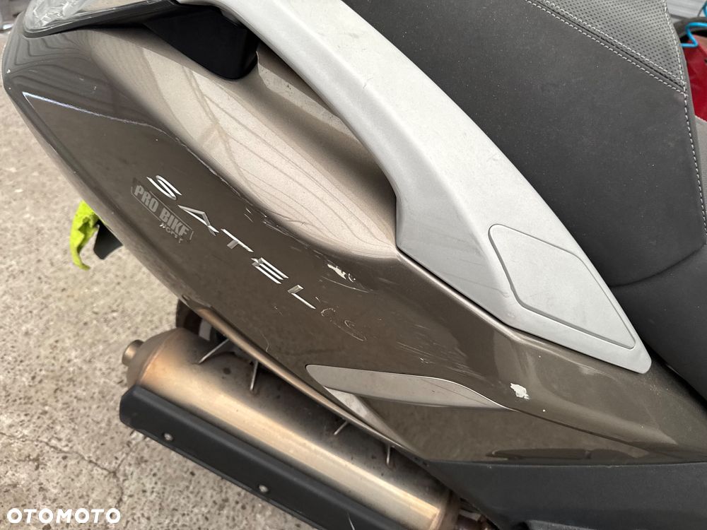 Peugeot Satelis - 10