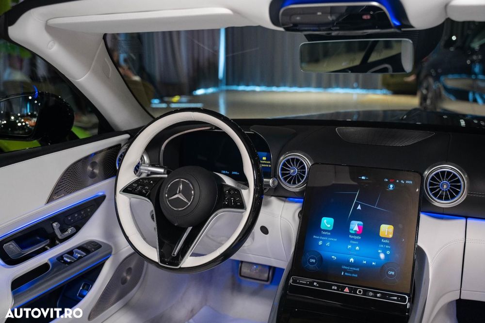 Mercedes-Benz SL 680 Maybach - 30