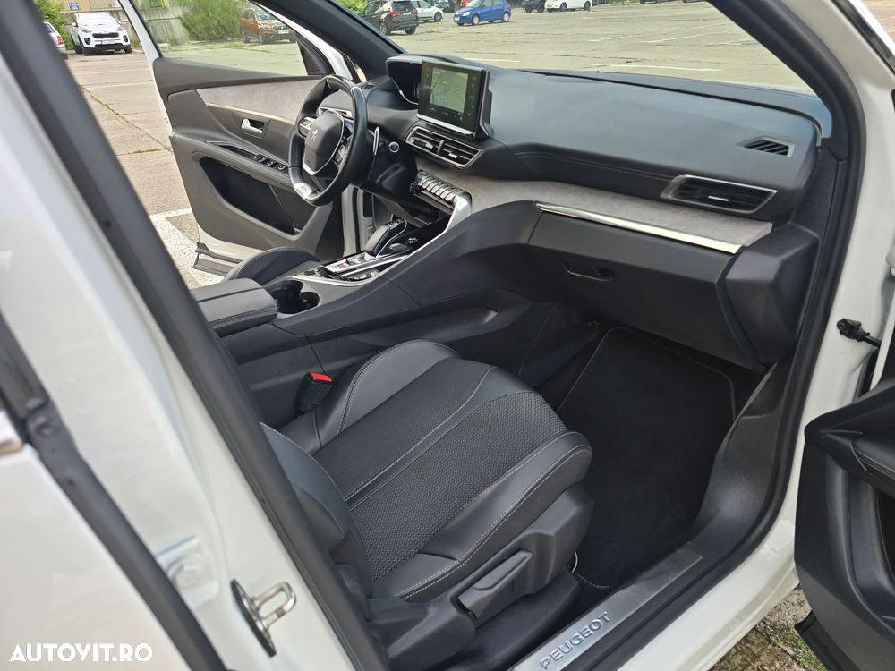 Peugeot 3008 225 e-EAT8 GT - 7