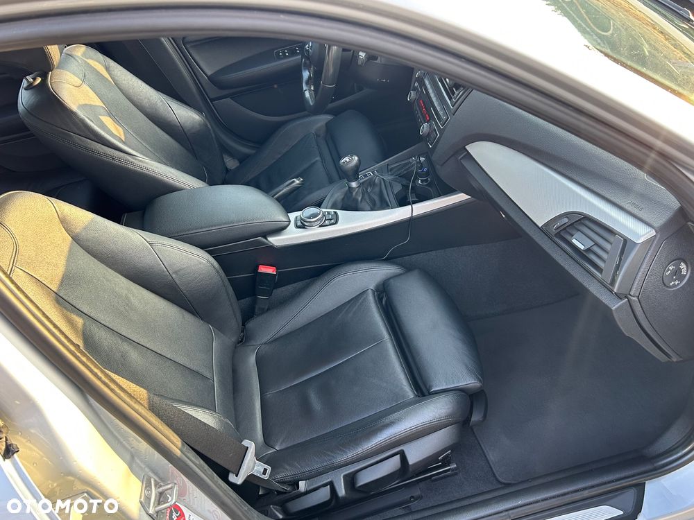 BMW Seria 1 118d - 8