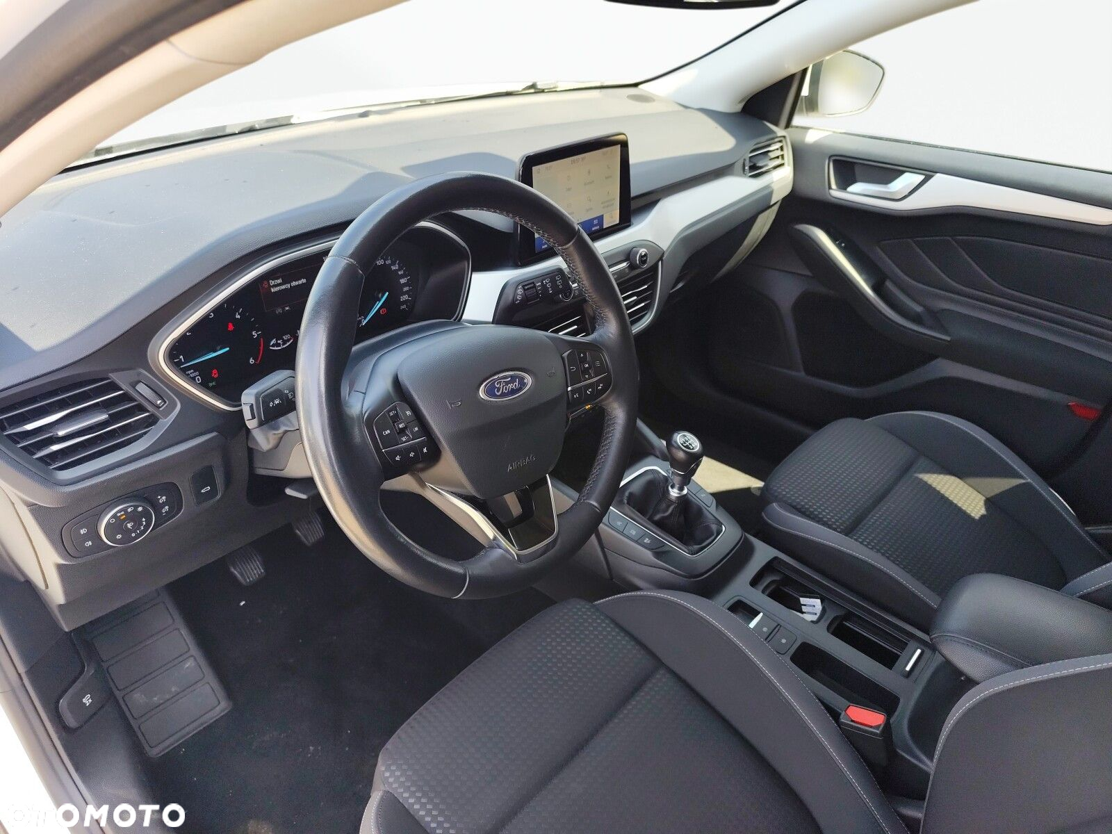 Ford Focus - 9