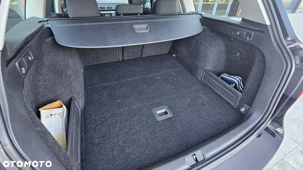 Volkswagen Passat 2.0 TDI Comfortline DSG - 5