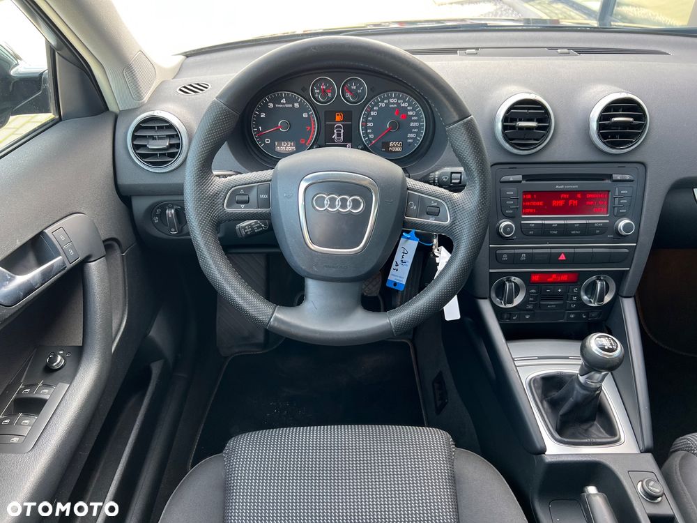 Audi A3 Sportback 1.4 TFSI Attraction - 17