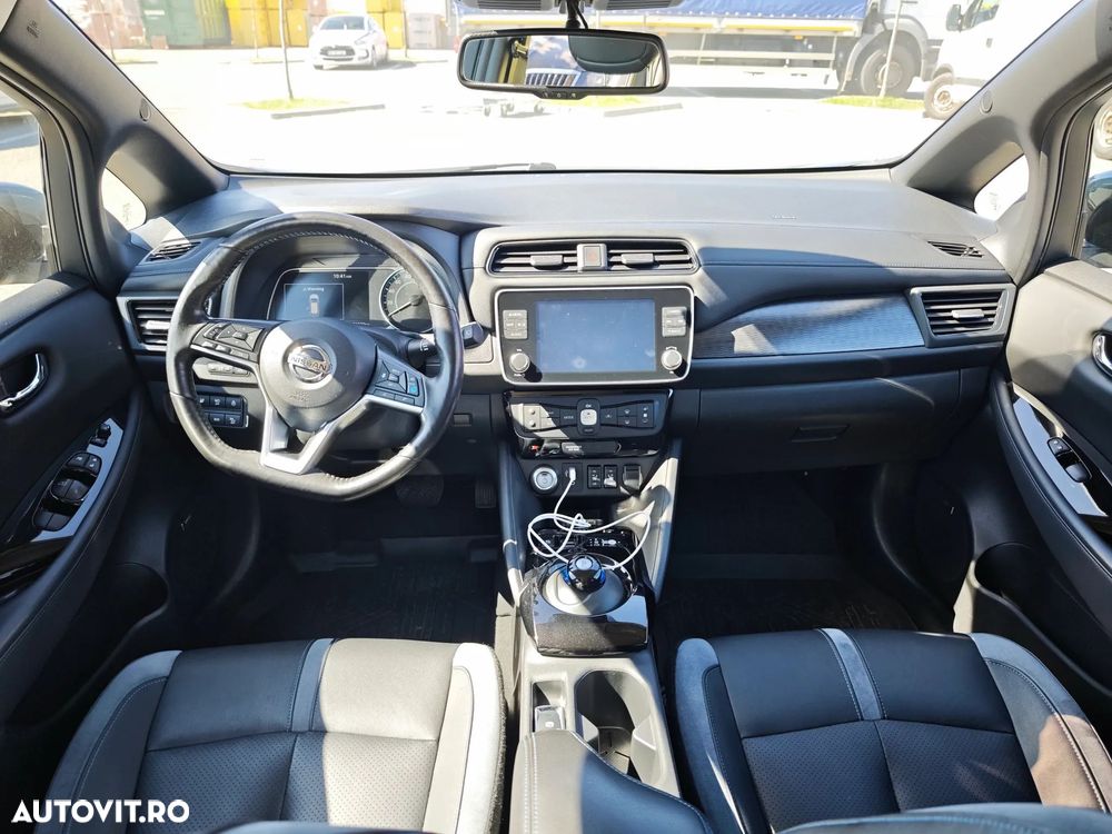 Nissan LEAF Tekna - 9