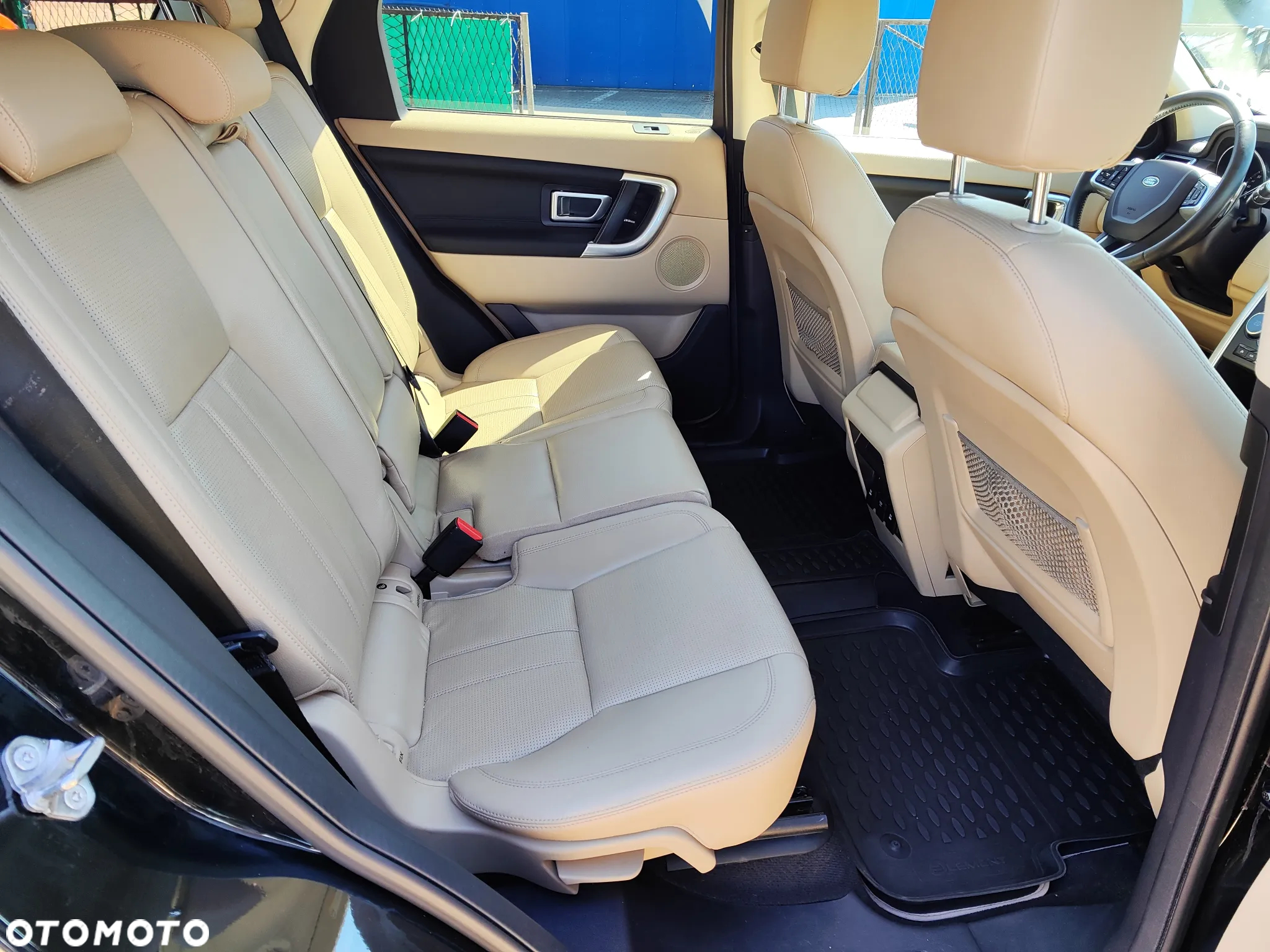 Land Rover Discovery Sport 2.0 TD4 HSE Luxury - 14