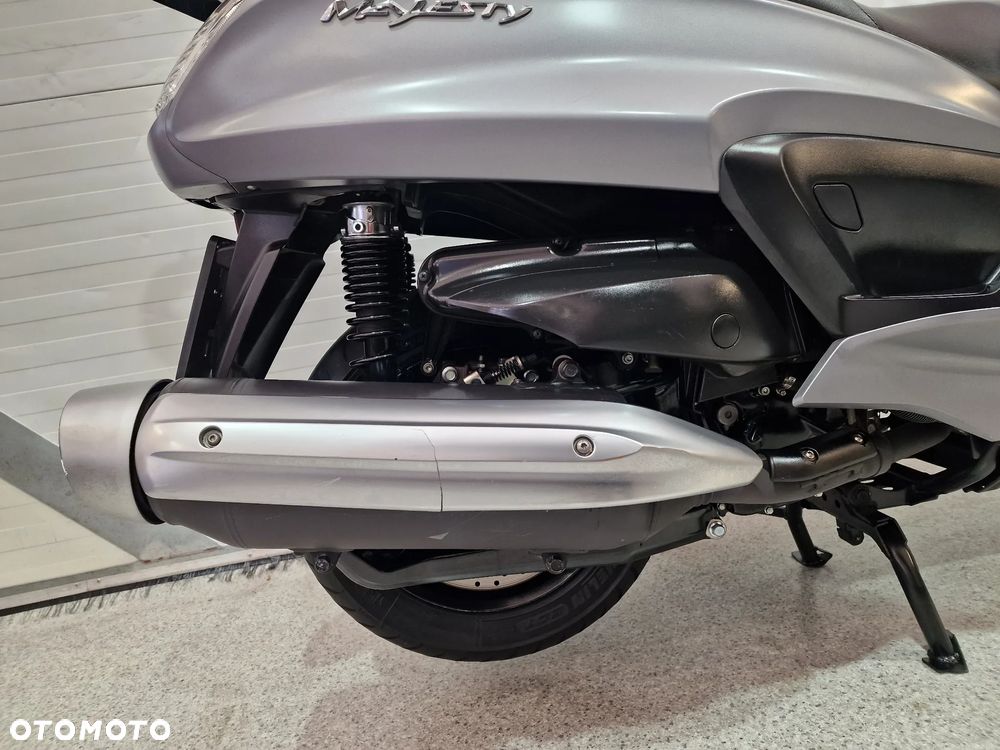 Yamaha Majesty - 24